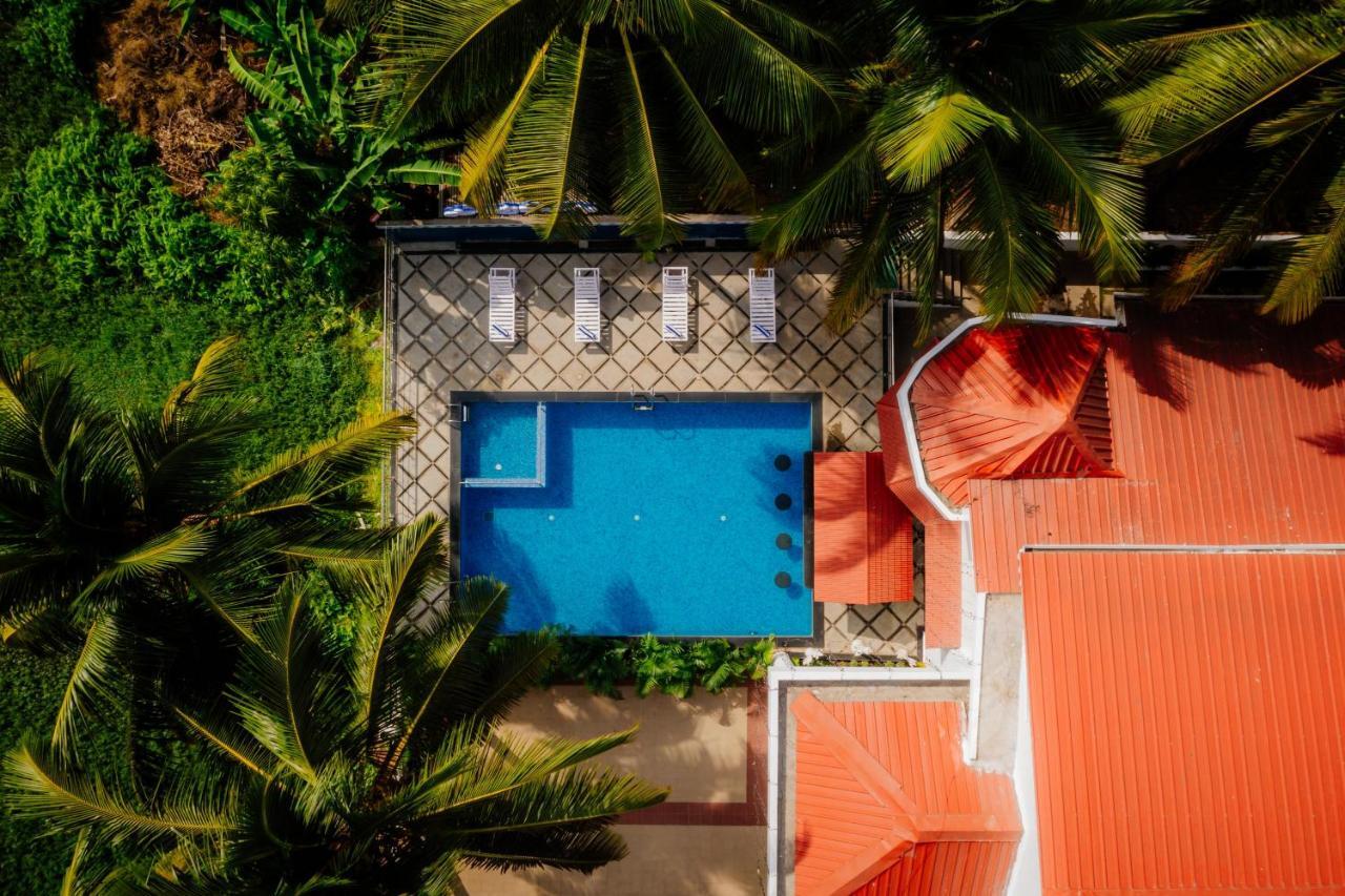 Krishna Beach Resort & Spa 콜바 외부 사진